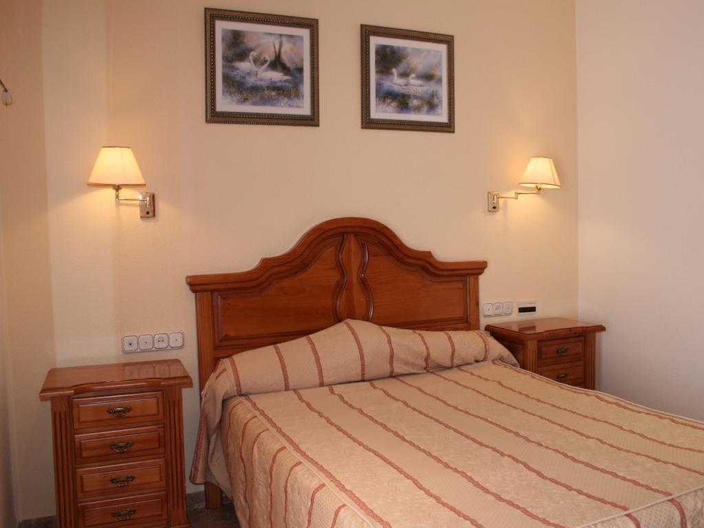 Hotel Tematico Costa Del Sol Торремолинос Экстерьер фото